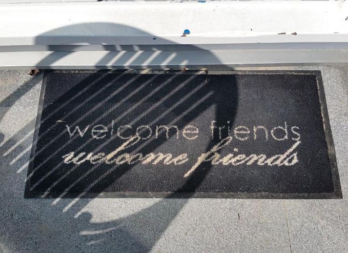 Hallenbad im Appartement APHRODITE, Ameland, perfekt fuer Entspannung und Spass.