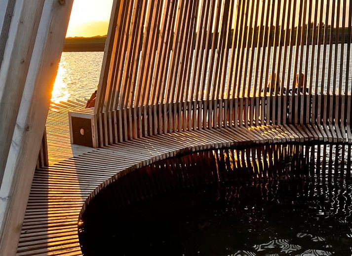 Stilvolles Esszimmer im Ferienhaus in Oosterend mit Holzinterieur, Terschelling.