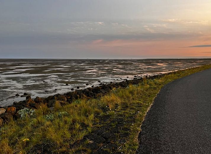 Stilvolles Esszimmer im Ferienhaus in Oosterend mit Holzinterieur, Terschelling.
