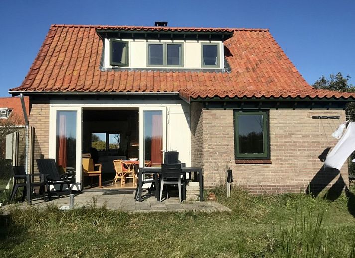 Ferienhaus Montagne Russe mitten im Gruenen in Midsland aan Zee, Terschelling, Watteninseln.