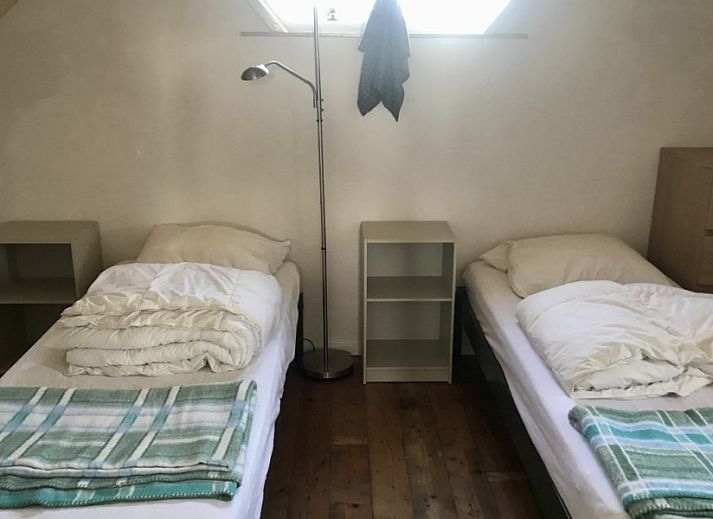 Blick auf das Ferienhaus Montagne Russe zwischen Duenen in Midsland aan Zee, Terschelling, Watteninseln.