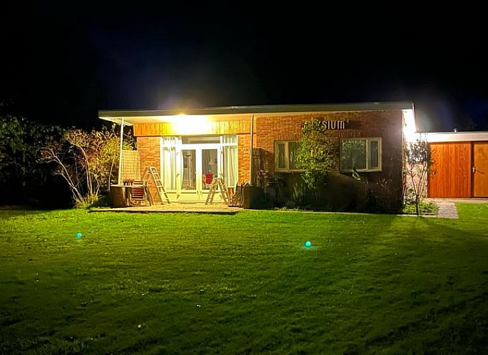 Ferienhaus in Midsland Noord auf Terschelling mit grossem Garten und Terrasse, ideal fuer einen entspannten Aufenthalt auf den Watteninseln.