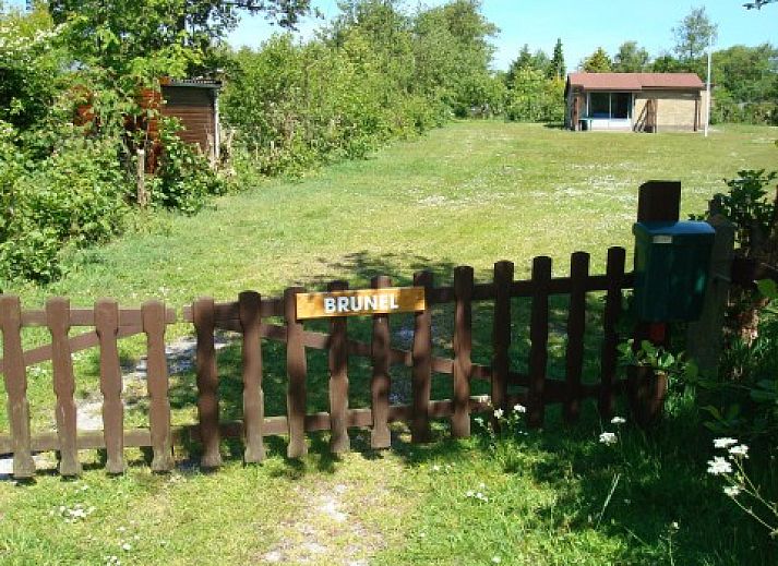 Bungalow Brunel in Midsland North on Terschelling with spacious porch and green view.