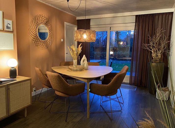 Ferienhaus Belhamel in Midsland Noord, Terschelling mit grossem Garten und Terrasse, ideal fuer Entspannung auf den Watteninseln.