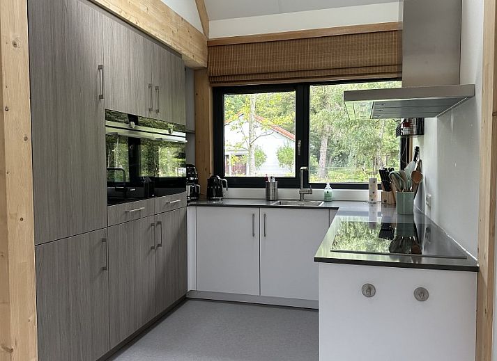 Ferienhaus Schavuit in Midsland Noord, Terschelling mit grossem Garten und moderner Architektur.