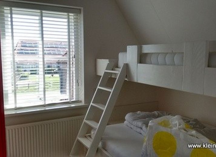 Charmant vakantiehuis WadsEb.com met een ruime tuin in Klein Hoorn, Terschelling, ideaal voor een ontspannen verblijf.