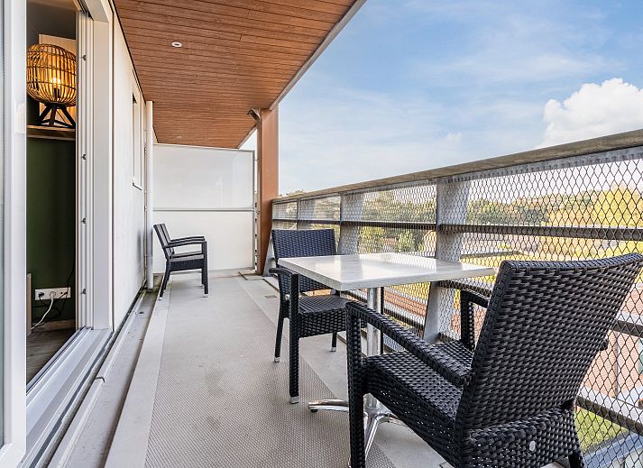 Bright sitting area with view in West Terschelling 2-person apartment 2CA, Terschelling.