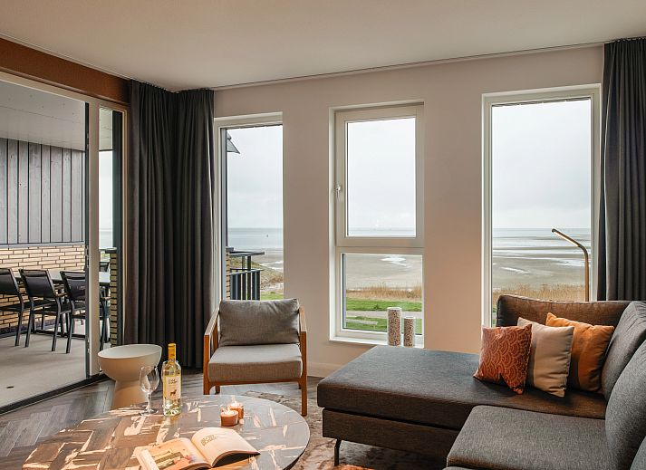 Sea view from the living room of the 4-6L apartment in West Terschelling.