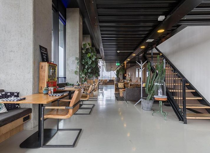 Verblijf 033333 - Vakantie appartement Noordoost Groningen - Leonardo Hotel Groningen