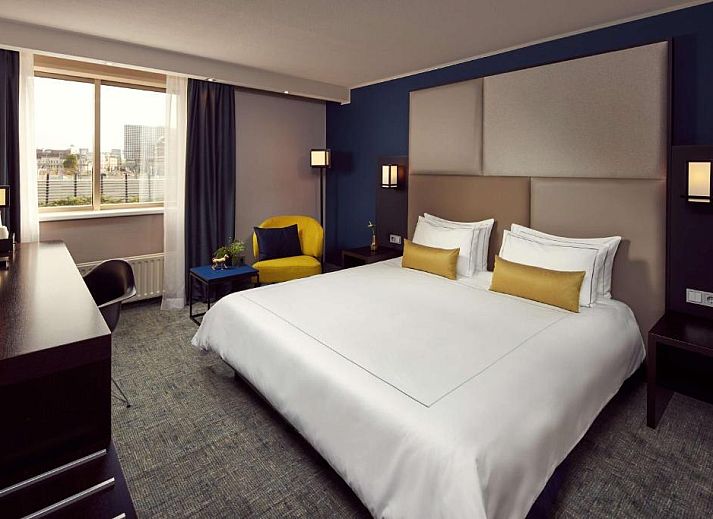 Stijlvolle slaapkamer in Park Plaza Utrecht, vakantieappartement in Utrecht met modern interieur en comfortabele bedden.