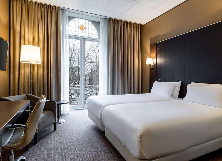 Buitenkant van NH Centre Utrecht Hotel, centraal gelegen in de historische stad Utrecht.