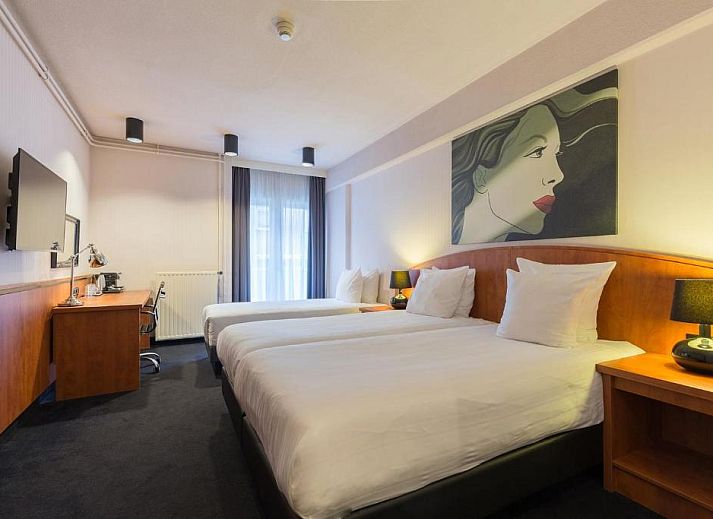 Moderne badkamer in Apollo Hotel Utrecht City Centre, voorzien van alle gemakken voor een comfortabel verblijf in Utrecht.