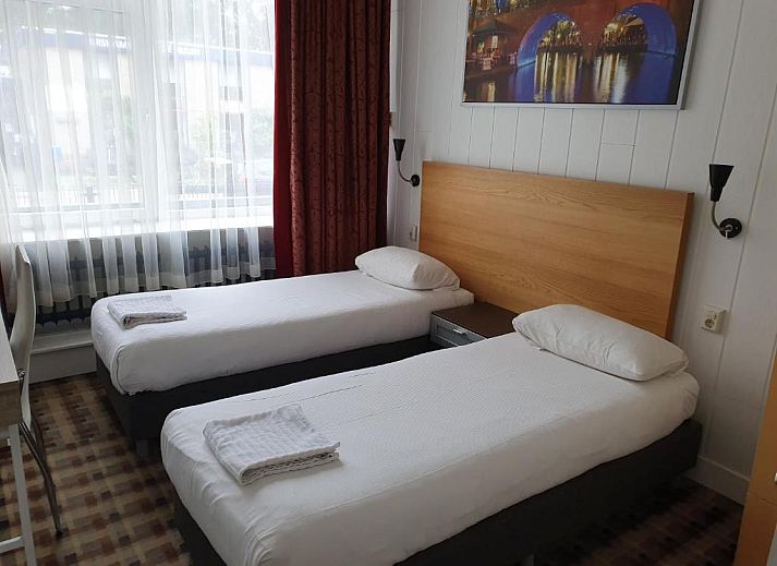 Comfortabele binnenruimte van Hotel Holland Lodge, Utrecht met moderne inrichting.