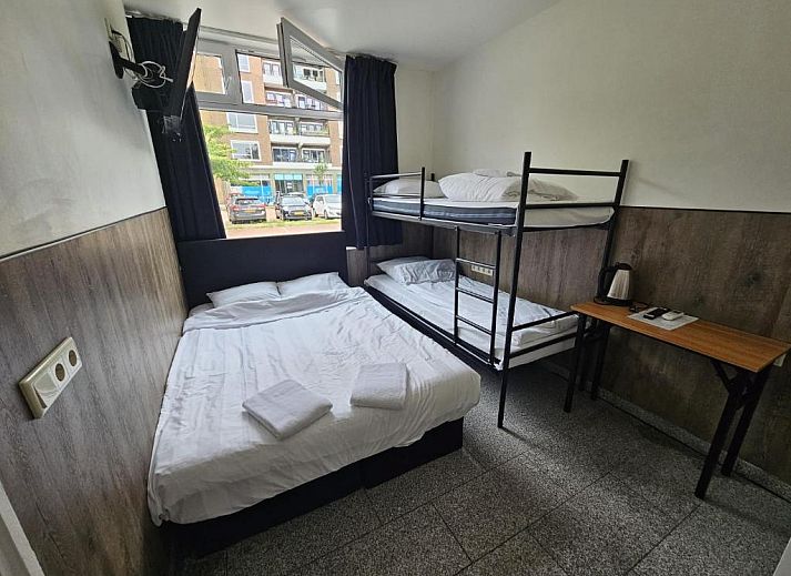 Comfortabele slaapkamer in Hotel-Chao NL, Utrecht, ideaal voor ontspanning.