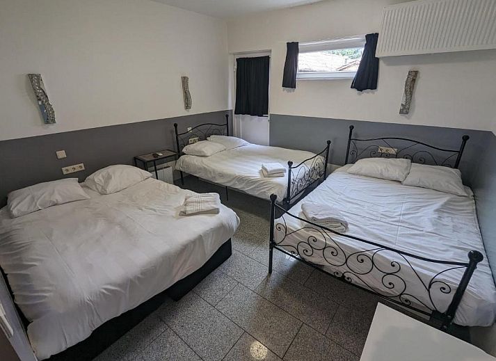 Luxe jacuzzi in Hotel-Chao NL, vakantie appartement in Utrecht.