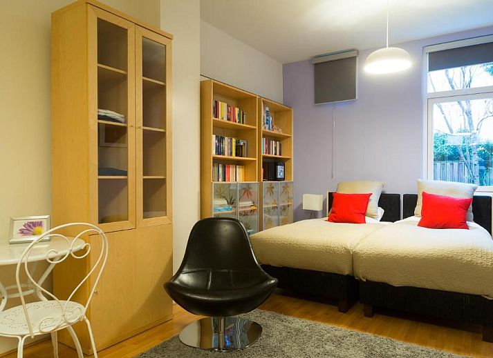 Ontspannende sauna in B&B Chez Cho, appartement in Utrecht, Utrecht eo, perfect voor wellnessliefhebbers.