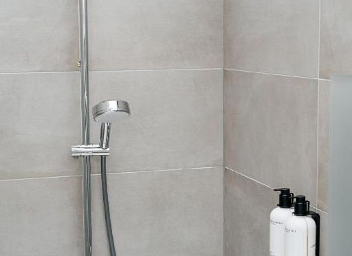 Historische gevel van Eye Hotel in het centrum van Utrecht, ideaal vakantieverblijf.