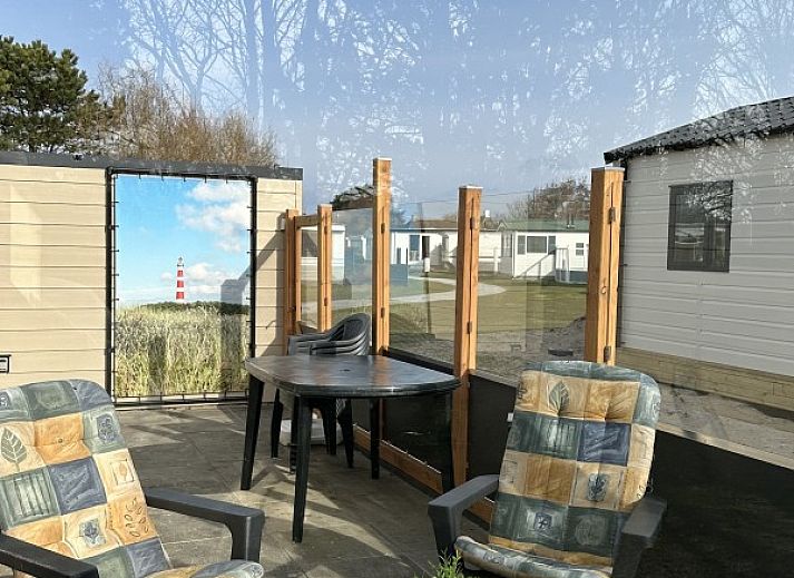 Gezellige eethoek in Chalet2rent Ameland vakantiehuis, Ballum, Ameland, Waddeneilanden.