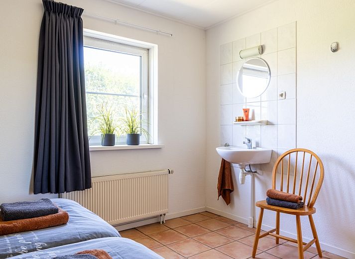 Gemuetliches, modern eingerichtetes Wohnzimmer im Ferienhaus Arcoz, Ballum, Ameland.