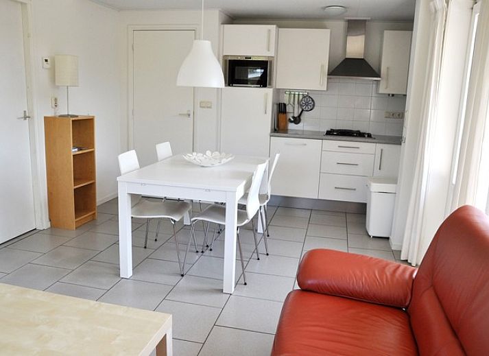 Bungalow Marjan in Ballum, Ameland with sunny garden and terrace on the Wadden Islands.