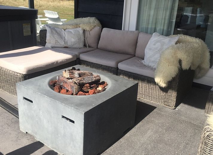 Uitzicht op Wellnessvilla Zee & Zo en omgeving in Buren, Ameland met nabijgelegen strand en natuur.