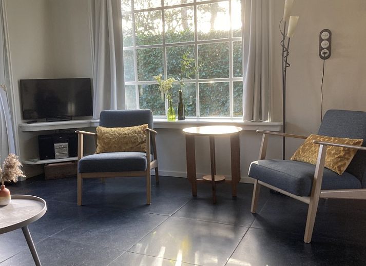 Gemuetliches Schlafzimmer im Ferienhaus Beppe van Ameland, Hollum, Ameland.