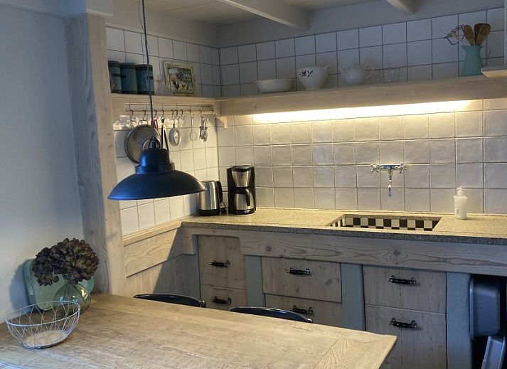 Gemuetliches Schlafzimmer im Ferienhaus Beppe van Ameland, Hollum, Ameland.