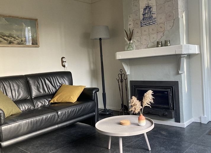 Gemuetliches Doppelzimmer im Ferienhaus Beppe van Ameland, Watteninseln.