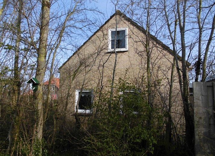 Moderne keuken en eetruimte in vakantiehuis Onder de Pannen! in Hollum, Ameland.