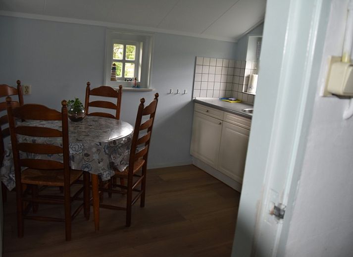 On the sunny side of Holiday home Kiewiet Ameland in Hollum, you will enjoy a green garden and rustic charm on the Wadden Islands.