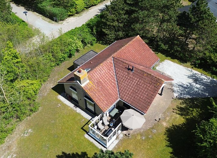 Ferienhaus "De Vrijheid" in Hollum auf Ameland, umgeben von Natur, mit sonniger Terrasse und grossem Garten - ideal fuer einen erholsamen Aufenthalt.