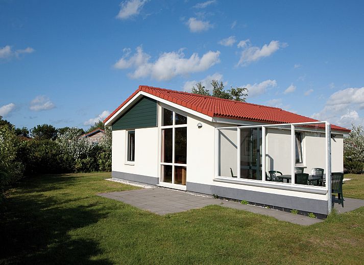 Verblijf 040335 • Bungalow Ameland • Vakantiepark Boomhiemke 13