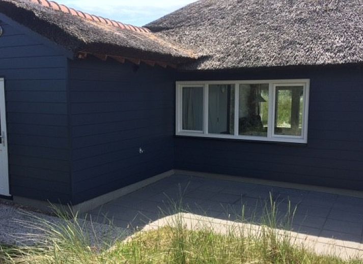 Charmantes Parnassia-Ferienhaus in den Duenen von Nes, Ameland, mit Panoramablick.