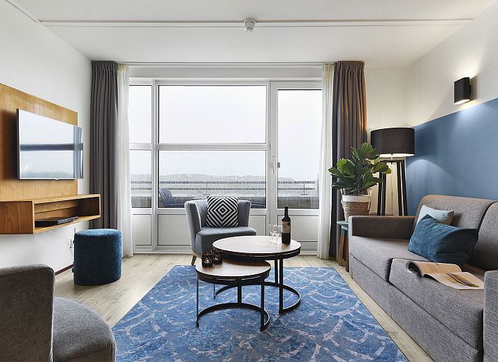 Cozy living room in Ameland State apartment in Nes, Ameland, overlooking the Wadden Islands.