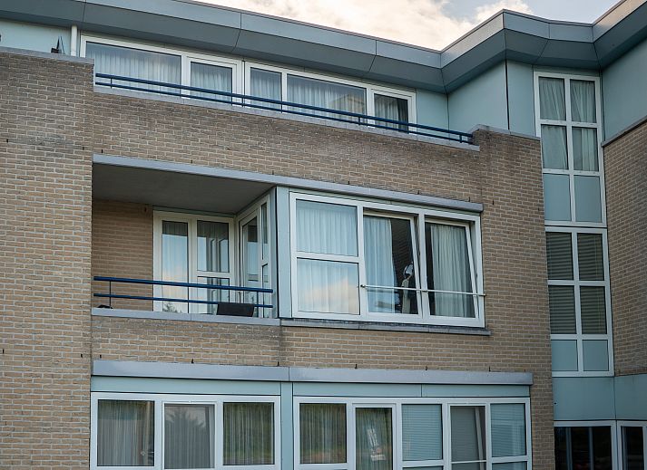 Stylish dining and living room in Ameland State apartment, ideal for 2-4 people in Nes, Ameland.