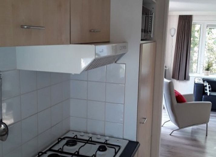 Strand bij chalet Protter in Buren, Ameland, perfect voor ontspanning en genieten van de Waddeneilanden.