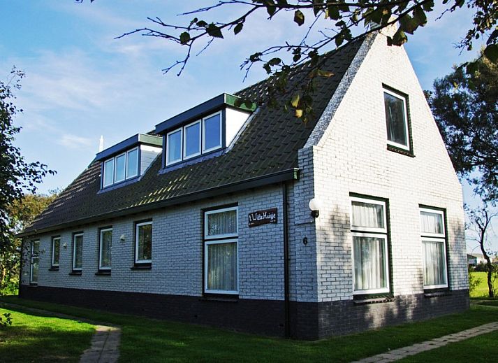 Verblijf 050104 • Vakantiewoning Schiermonnikoog • Witte huisje Oost en West