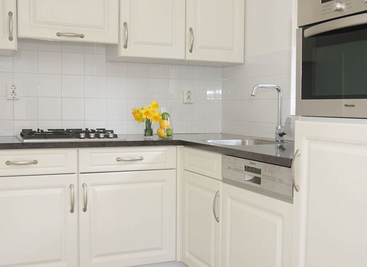 Bergvliet vakantiewoning met ruime veranda op Schiermonnikoog, Waddeneilanden