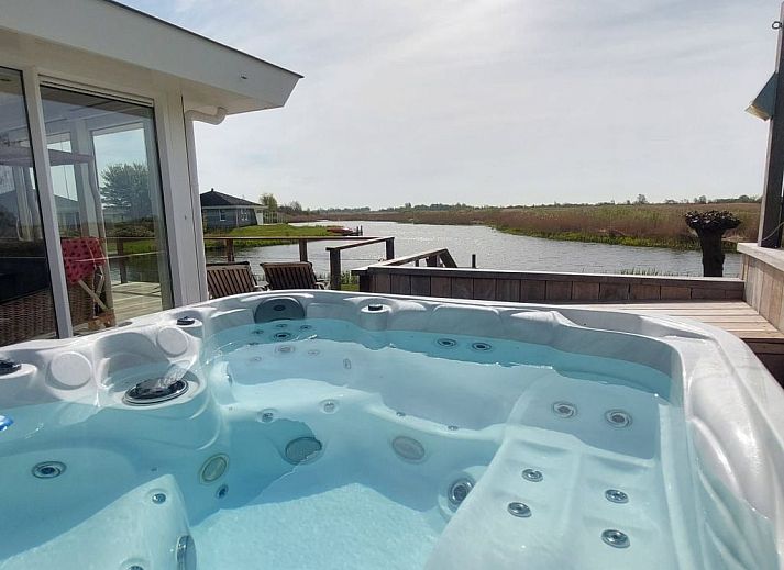 Verblijf 0601136 - Vakantiewoning IJsselmeer - Vakantiehuis mit Außen-Sauna und Außen-Whirlpool