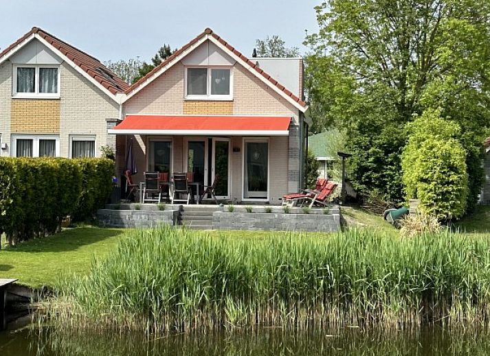 Guest house 0601142 - Holiday property IJsselmeer - Modernes Haus*direkt am Wasser*Ijsselmeer*Strand 500m*eigene