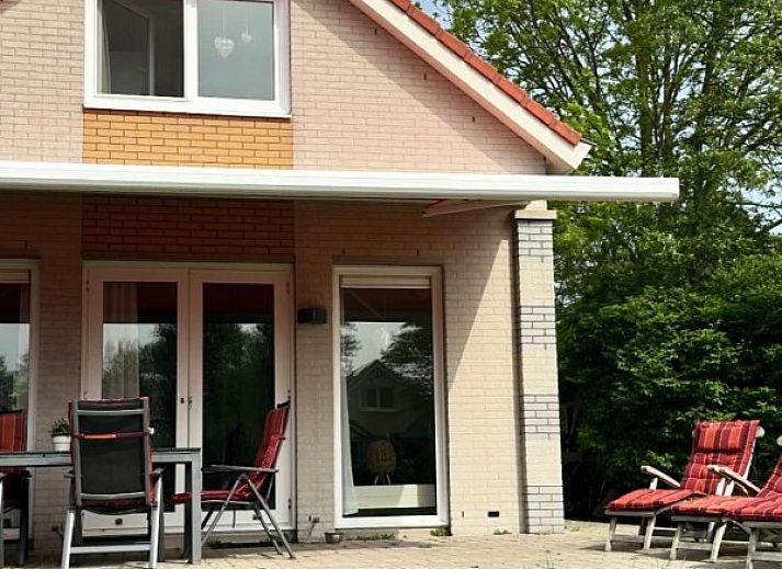 Guest house 0601142 - Holiday property IJsselmeer - Modernes Haus*direkt am Wasser*Ijsselmeer*Strand 500m*eigene