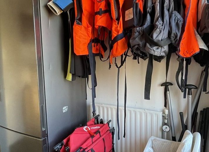 Guest house 0601142 - Holiday property IJsselmeer - Modernes Haus*direkt am Wasser*Ijsselmeer*Strand 500m*eigene