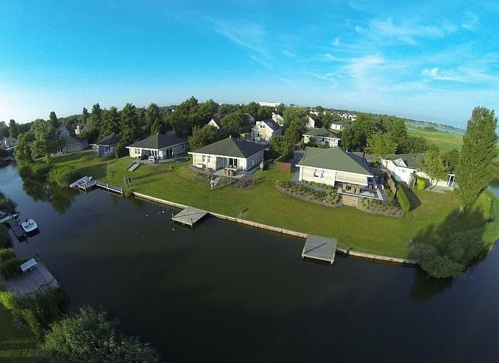 Guest house 0601148 - Holiday property IJsselmeer - Vakantiehuis Starvilla in Makkum mit Sauna und schöner Auss