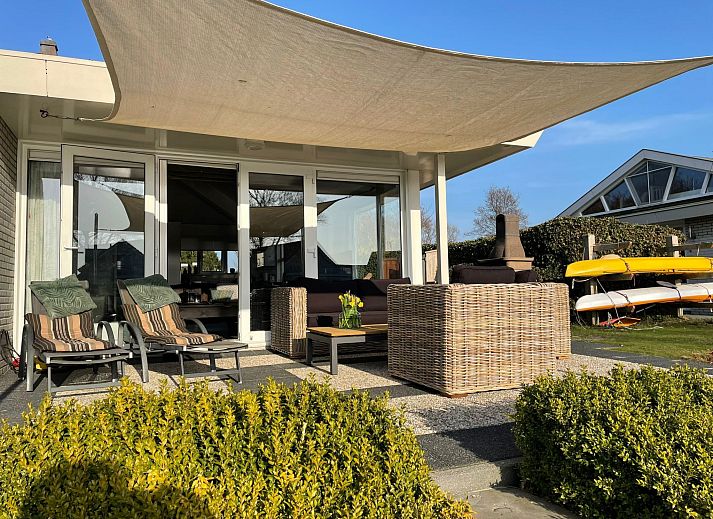 Guest house 0601148 - Holiday property IJsselmeer - Vakantiehuis Starvilla in Makkum mit Sauna und schöner Auss