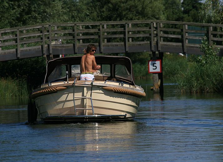 Guest house 0601148 - Holiday property IJsselmeer - Vakantiehuis Starvilla in Makkum mit Sauna und schöner Auss