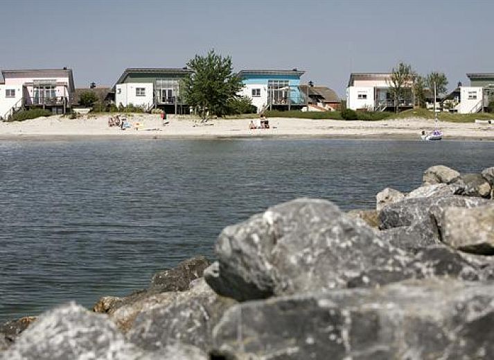 Verblijf 060162 • Strandhuis IJsselmeer • Strandvilla 6p.