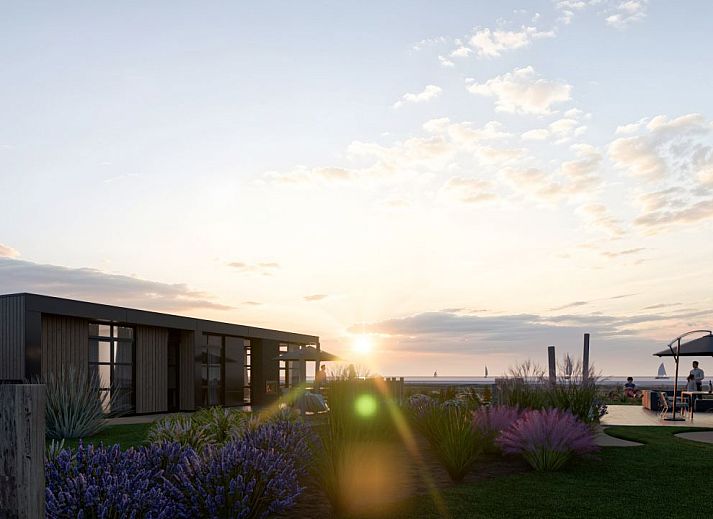 Vrijstaande woning in Workum met moderne architectuur, gelegen in de Friese meren nabij het IJsselmeer.