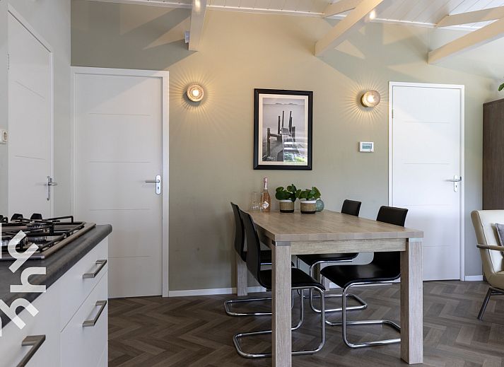 FR095 vakantiehuis in Lemmer met extra opslagruimte, gelegen aan het IJsselmeer en Friese meren.