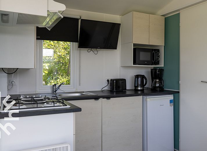 Modernes Badezimmer mit Dusche im Ferienhaus FR358, Lemmer, Friesische Seen.