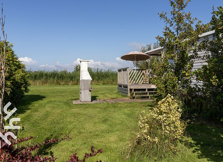 Modernes Badezimmer mit Dusche im Ferienhaus FR358, Lemmer, Friesische Seen.